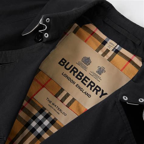 burberry royal warrant|burberry military supplies ww2.